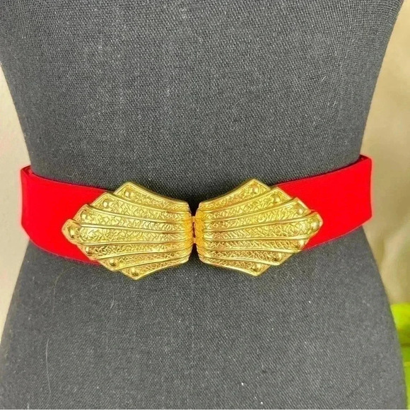 Red Gold Tone Women’s Cinch Belt - Picture 1 of 9